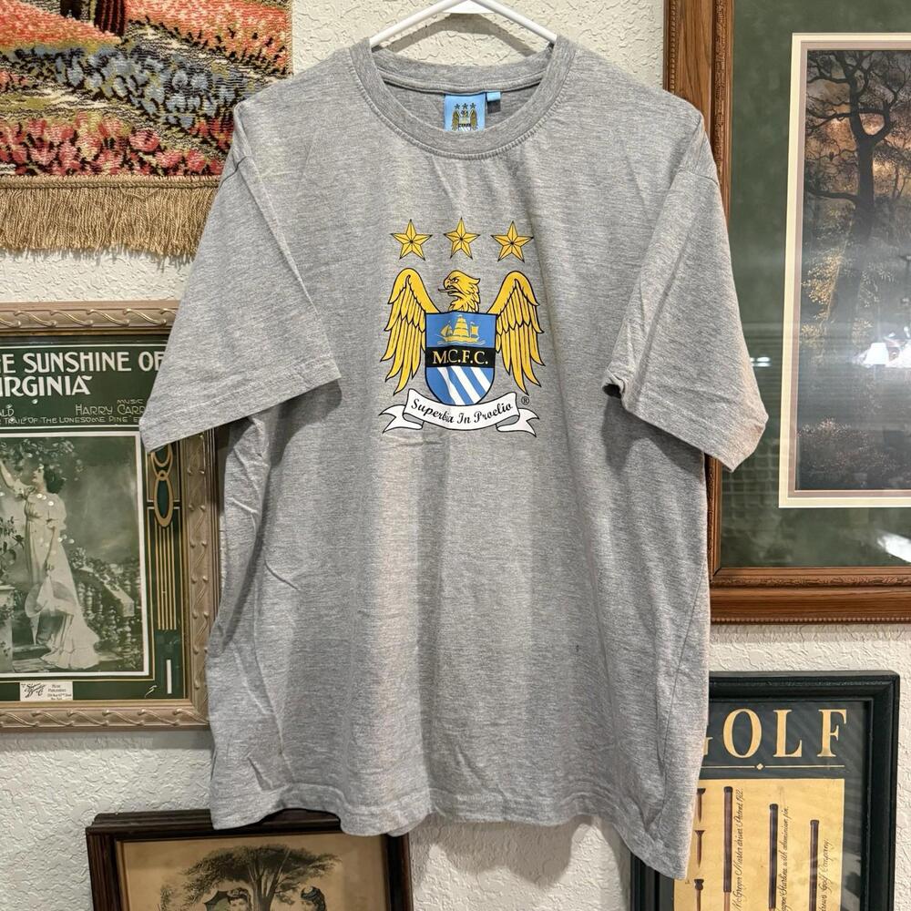 NWOT Manchester City Football Club Grey Soccer Official Merch Shirt Size Mens XL